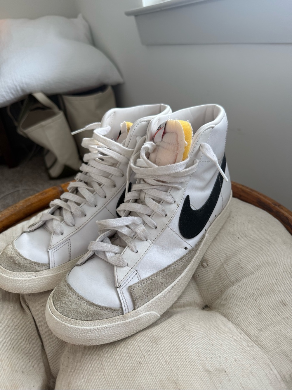 Nike Blazer Mid ‘77 Vintage White - Men’s 8.5 Women’s 10